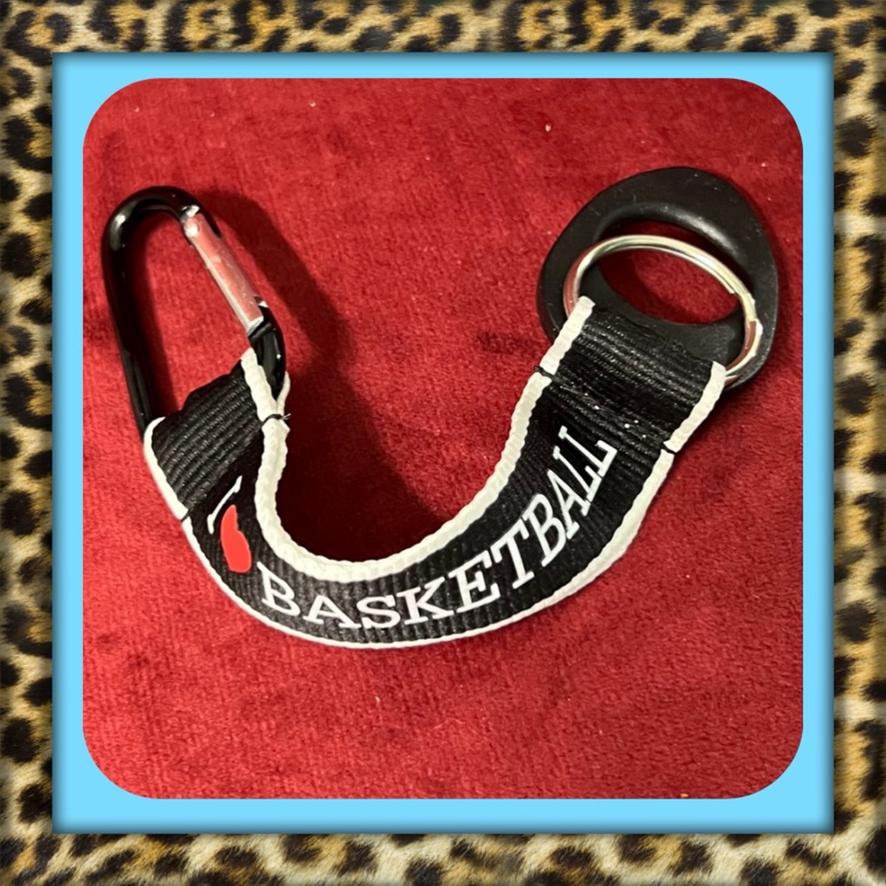 👑✅PRICE FIRM✅ Black and White Basketball Keychain with Bottle Opener. NWOT
